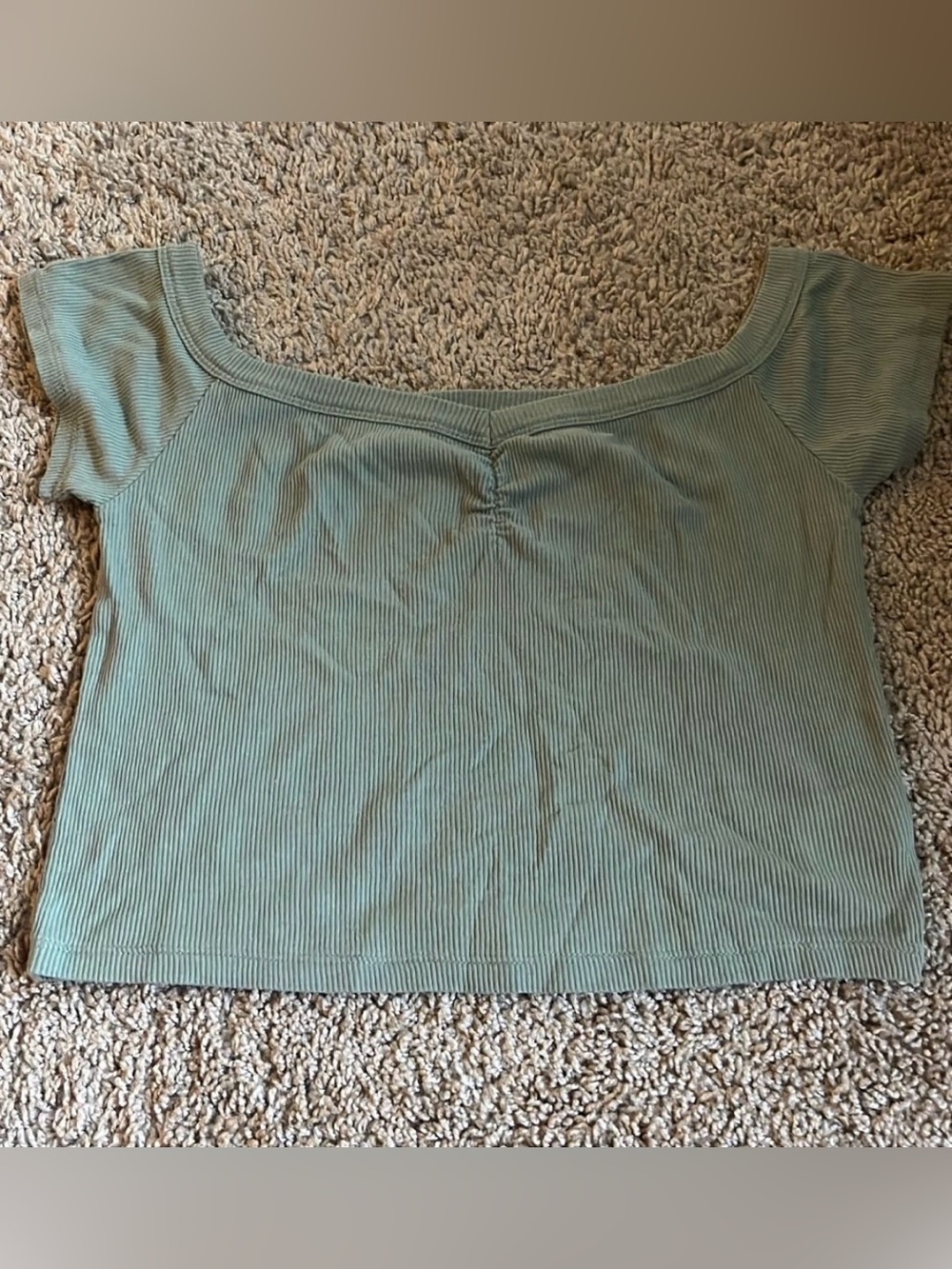 ♥️American Eagle Outfitters Ribbed Sage Green Off-the-Shoulder Crop Top